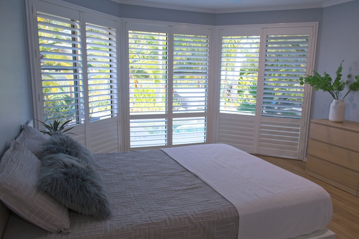 Faux Wood Plantation Shutters - Expressions